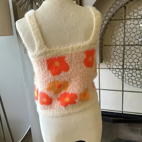 willow root cardigan and tank top set size medium orange daisys NWOT - Picture 4 of 10